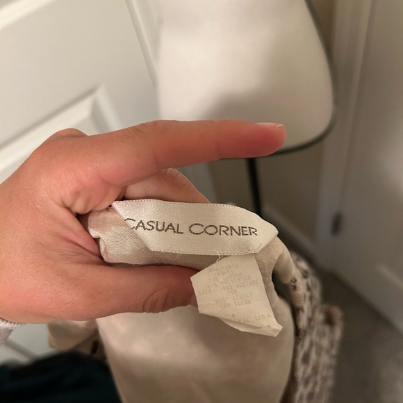 Vintage Floral Patterned Sleeveless vest Top 20% wool - Picture 7 of 8